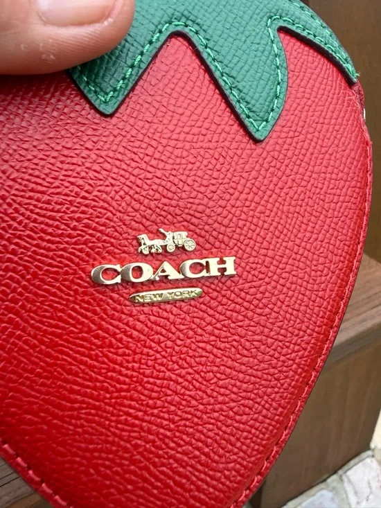 NWT Coach Strawberry Coin Pouch in Red and Green Novelty Limited Edition Wallet - Picture 5 of 9